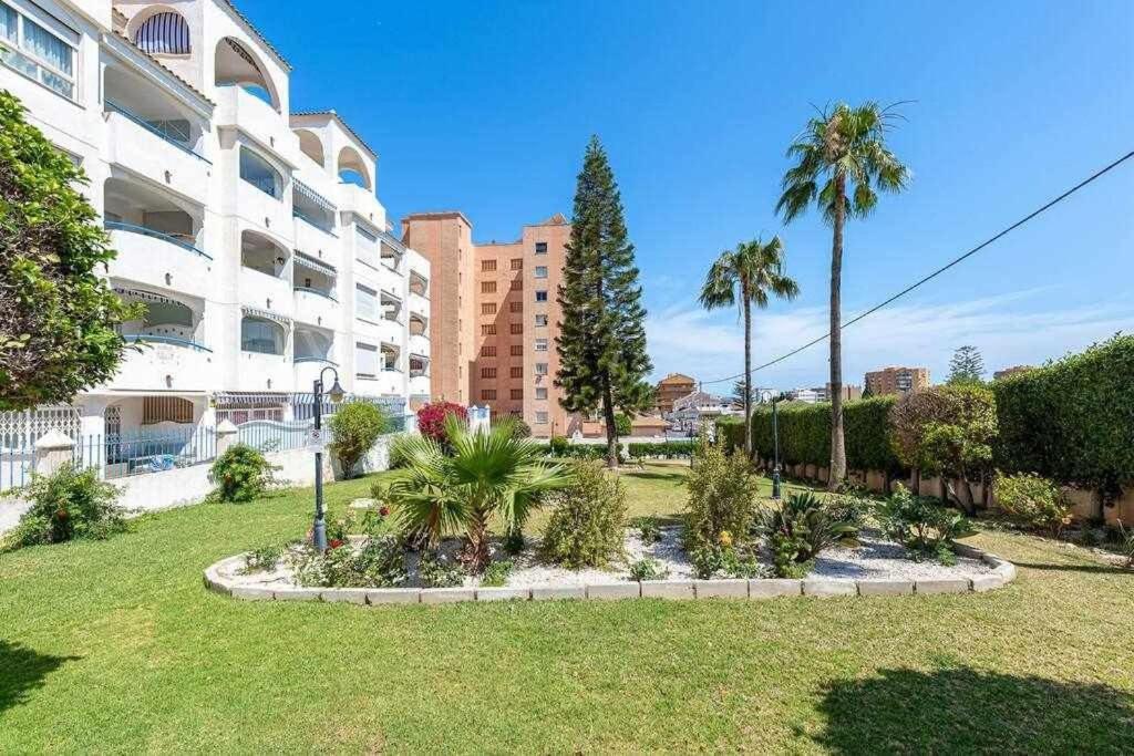 797 Holiday Rentals- Hermoso Apartamento Para 4 En Benalmadena Exterior photo